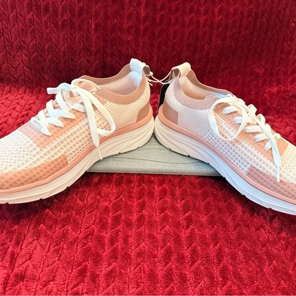 Nautica Women’s Blush and White Viburn Knit Sneakers – NWT Size 8.5 - Picture 7 of 8